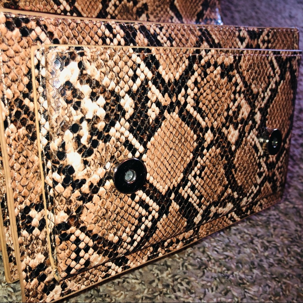 Purse - Picture 6 of 6
